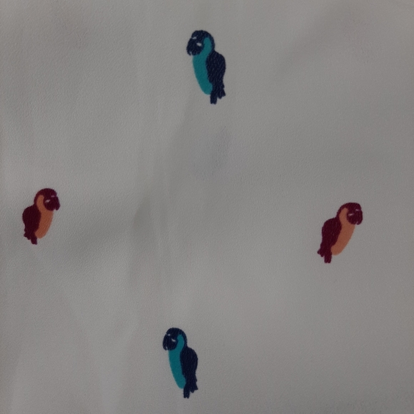 BCBGeneration White Dress Blue Pink Parrot Print Size S NWT - Picture 3 of 16